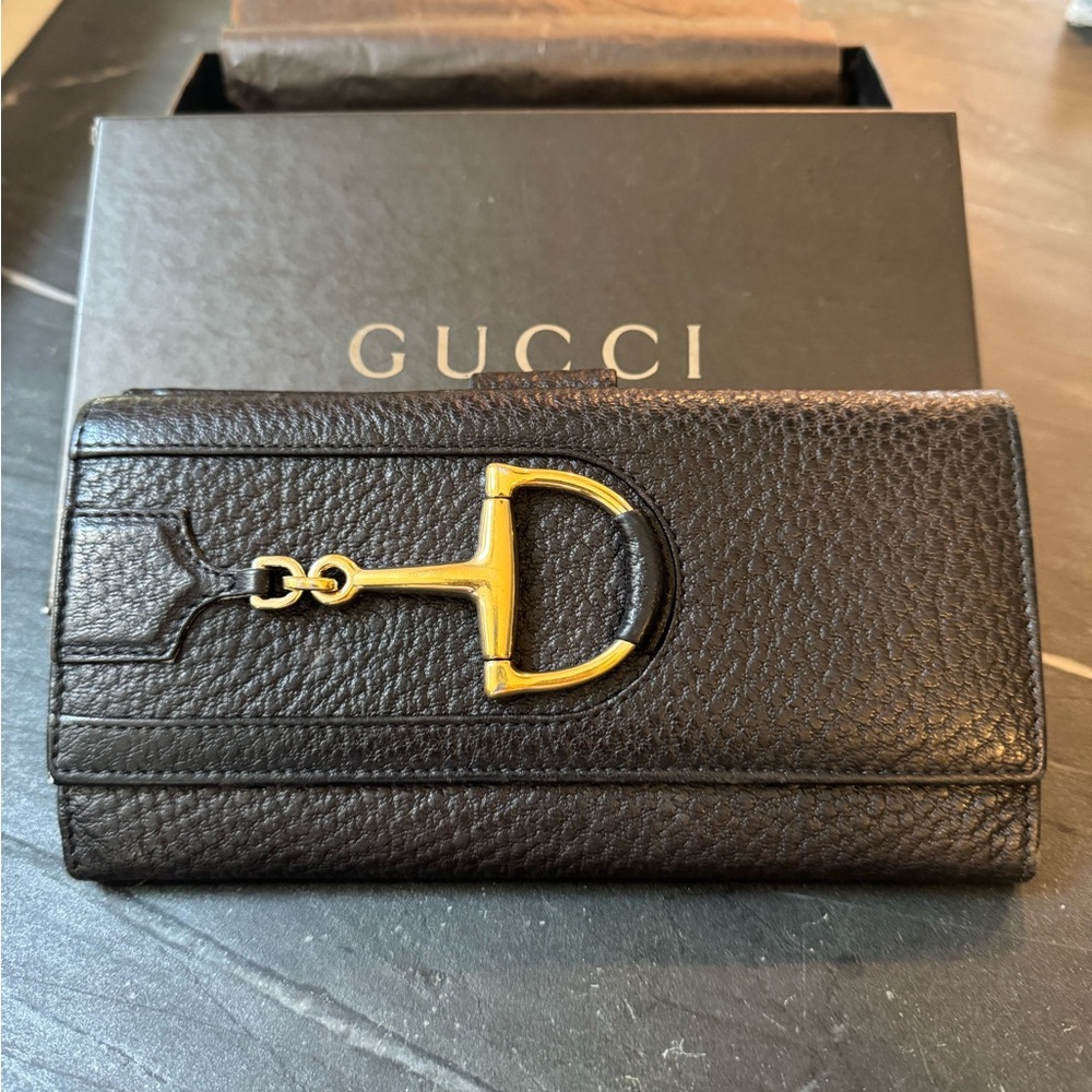 Gucci Black Leather Wallet with Gold Accent and box